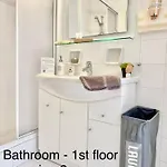 Villasonboard Dock 3 Bed, 3 Bath, Canal, Greek Venice Porto Hydra